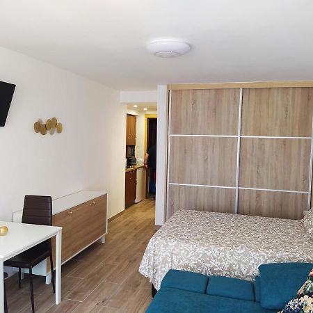 Recien Reformado, Fire Stick Amazon, Wifi, 2 Pers, Centrico, 20 M Playa Apartment Torremolinos Bagian luar foto