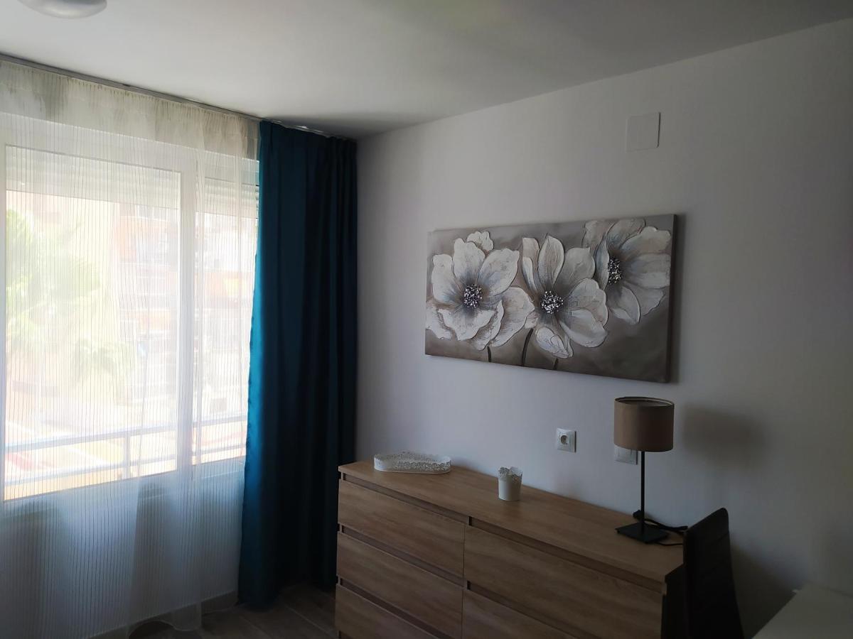 Recien Reformado, Fire Stick Amazon, Wifi, 2 Pers, Centrico, 20 M Playa Apartment Torremolinos Bagian luar foto